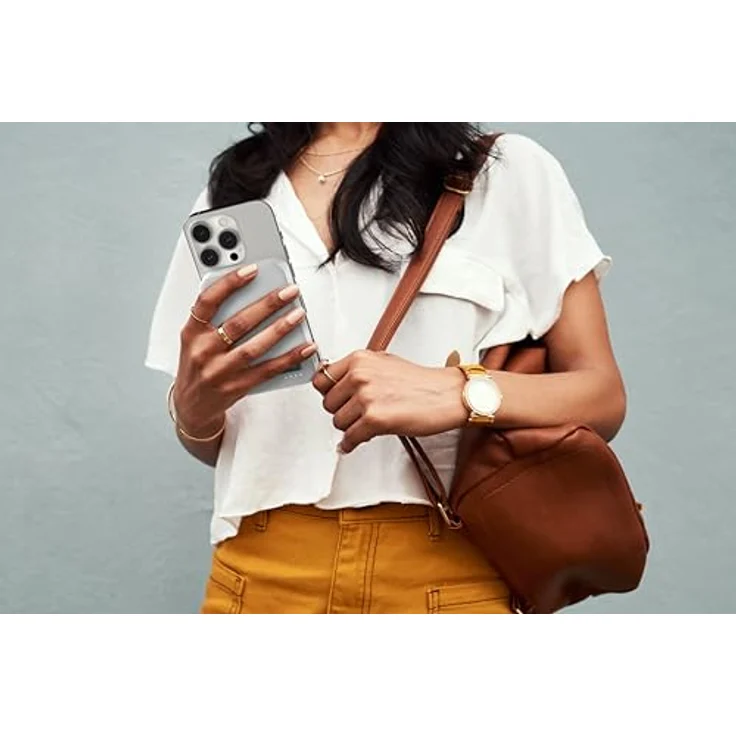 Belkin BoostCharge Pro Kabellose Powerbank 8.000 mAh mit Qi2, MagSafe-kompatibles tragbares Ladegerät mit integriertem Ständer – Weiß – Bild 2