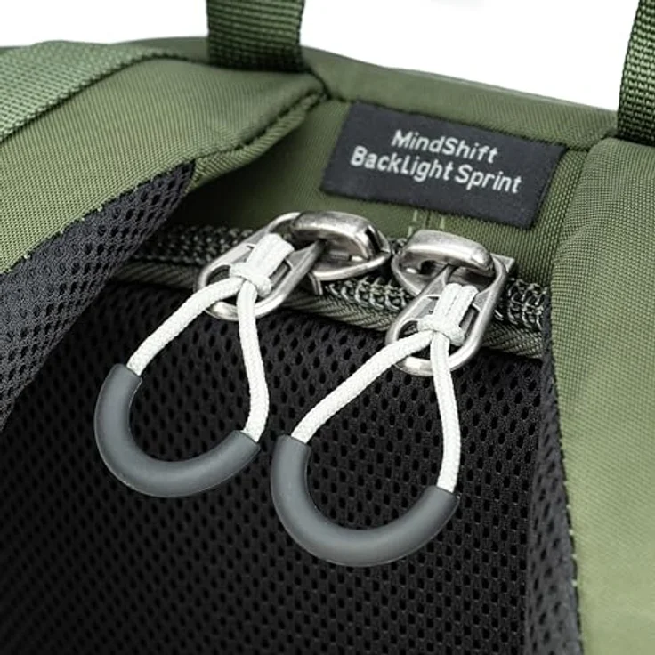 Think Tank Backlight 18L Montane Green, Fotorucksack mit rückseitigem Zugriff für Kamerazubehör, 18 l, inklusive Fächern für Laptop und Tablet – Bild 2