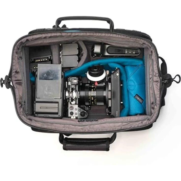 Tenba Cineluxe 16 (V2) Fotorucksack, schwarze Kameratasche für professionelle Camcorder und Kinokameras, mit schnell zugänglichem Mittelreißverschluss und Trolley-Gurt. – Bild 7