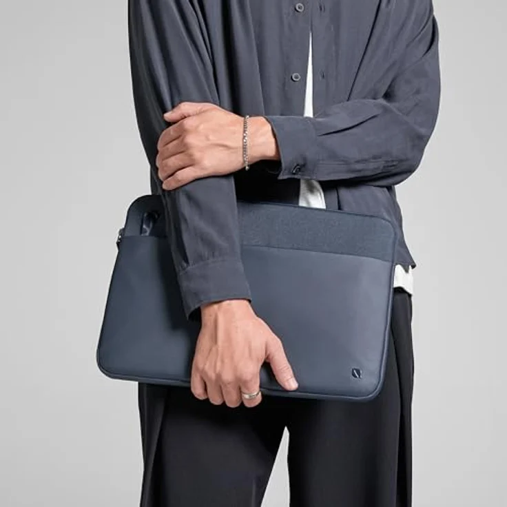 Incase A.R.C. Hülle für 16-Zoll-Laptop, gepolsterte Notebooktasche aus recyceltem Polyester, Navy Blau – Bild 8