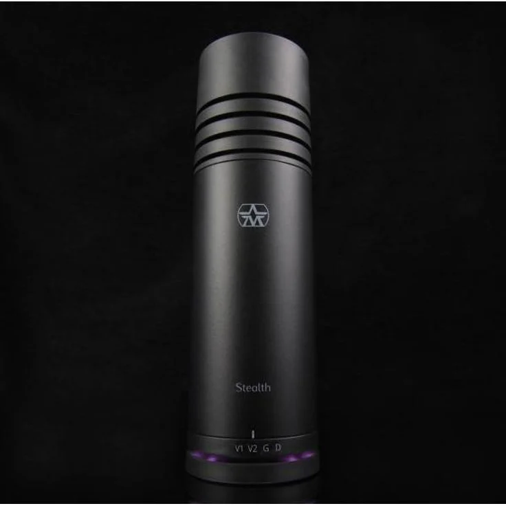 Aston Stealth Black Gaming Mikrofon, 4 professionelle Stimmen, integriertem Mikrofonvorverstärker und Sorbothane Shock-Mount-System