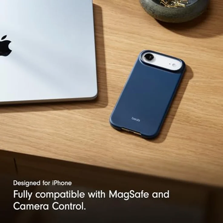 Beats iPhone Air Case mit MagSafe und Kamerasteuerung, Matte Außenseite, Innenfutter aus Mikrofaser – Felsblau – Bild 4