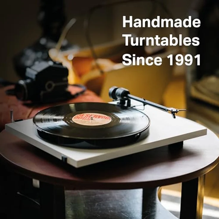 Pro-Ject Audio Systems Pro-Ject E1, Einsteiger Plattenspieler (AT3600L, Weiß) mit elektronischer Geschwindigkeitsumschaltung und voreingestellter Auflagekraft – Bild 3