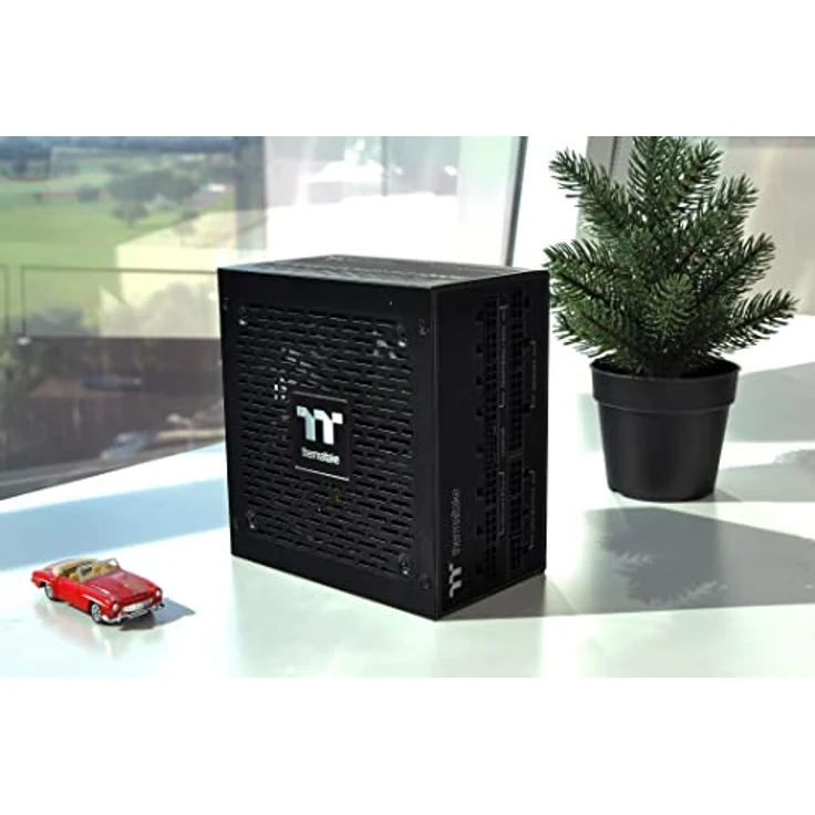 Thermaltake Toughpower PF3 1200W Gen 5 / ATX 3.0 / PCIe Gen 5 Ready/Smart Zero Fan / 80 Plus Platinum/Fully Modular – Bild 2