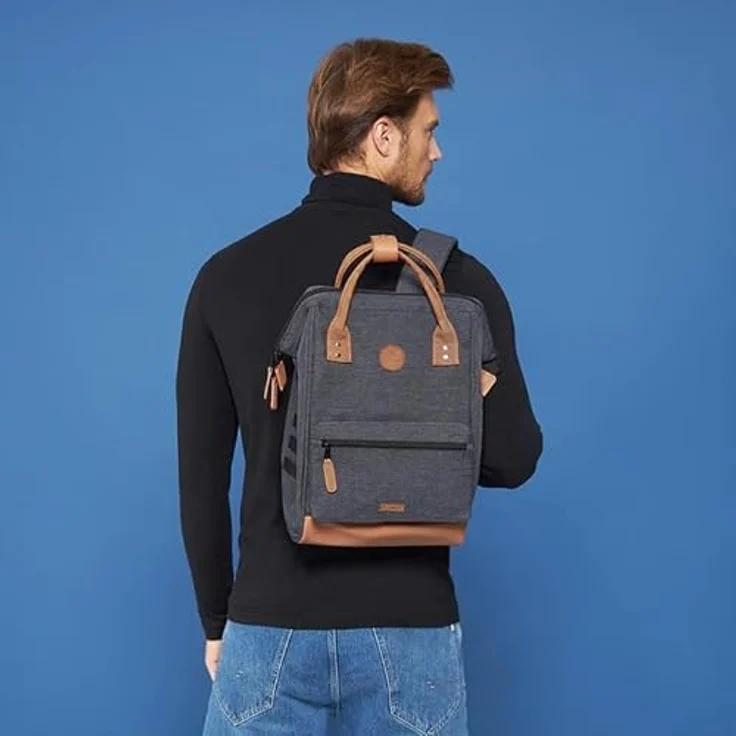 Cabaïa Adventurer Rucksack London Medium 18L, Wasserabweisend, Laptopfach bis 13 Zoll, 2 Vordertaschen, vegan zertifiziert, Grau – Bild 2