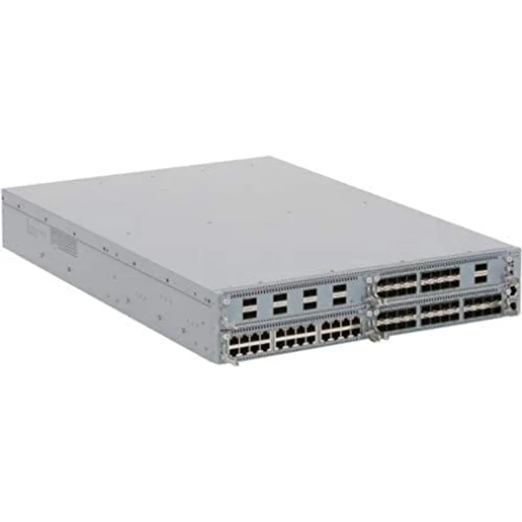 Extreme networks Schalter 8404C, 4 Steckplätze für Erweiterung, flexibler und kompakter Ethernet-Switch, auf Rack montierbar