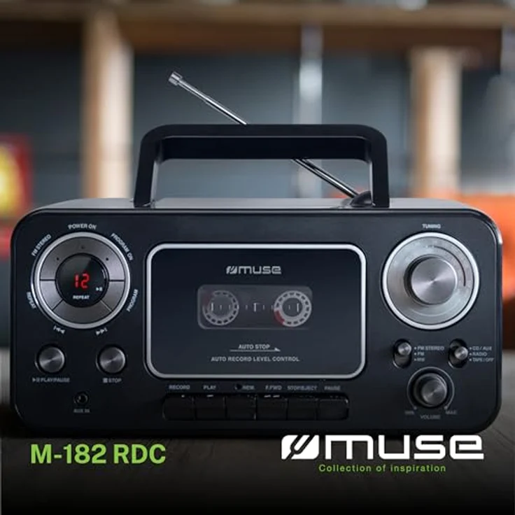 Muse M-182 Stereo-Radio mit CD-Player und Kassetten-Recorder mit Aufnahme-Funktion, Batteriebetrieb möglich (UKW und MW-Tuner, AUX-Eingang, Teleskopantenne), schwarz – Bild 2