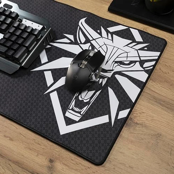 Dpi Merchandising The Witcher Mousemat "Signs" (XXL), komfortable Mausmatte mit rutschfester Naturkautschukunterlage, 80 x 35 cm, langlebige Qualität – Bild 6