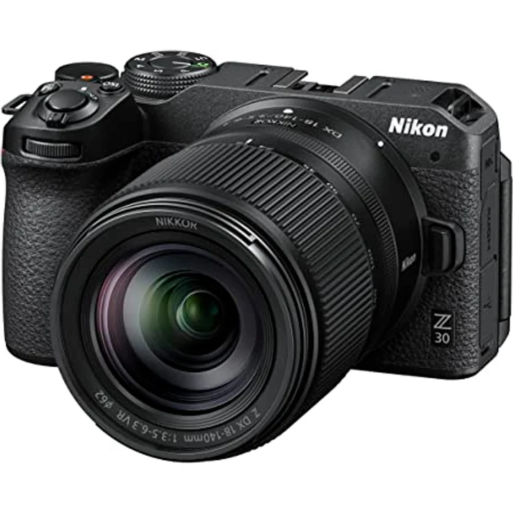 Nikon Z 30 KIT Z DX 18-140mm 1:3,5-6.3 VR (20,9 MP, 11 Bilder pro Sekunde, Hybrid-AF mit Fokus-Assistent, ISO 100-51.200, 4K UHD Video mit bis zu 125 Minuten Länge) Schwarz – Bild 1