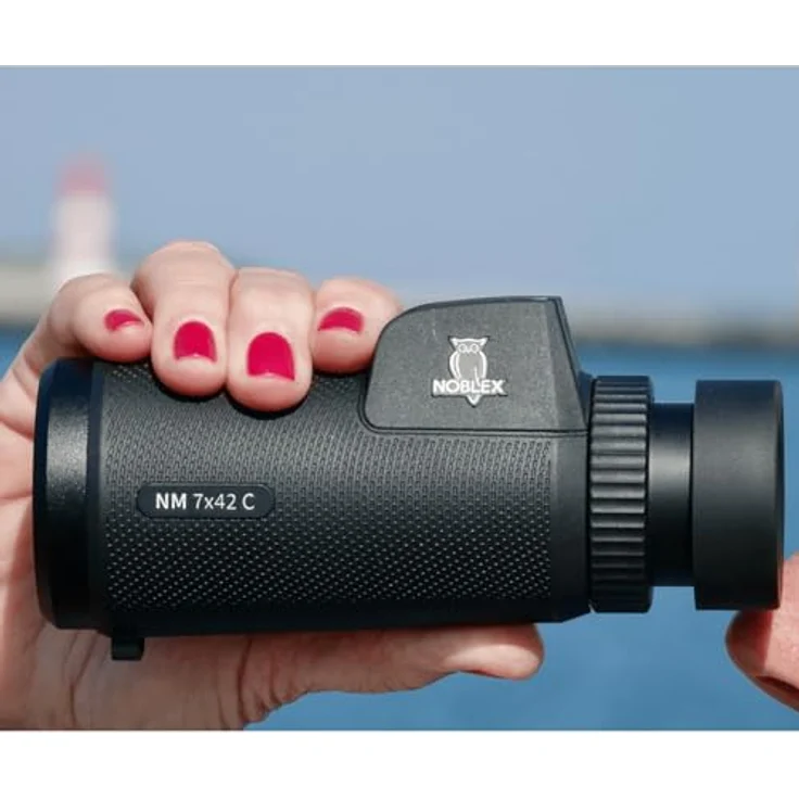 Noblex NM 7x42 C, Fernglas mit integriertem Kompass und präziser Entfernungsbestimmung – Bild 4