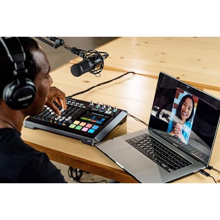 Tascam Mixcast 4, Studio- und Livemixer mit vier Mikrofoneingängen, Auto-Mixer-Funktion und 12,7 cm Farb-Touchscreen, Schwarz – Bild 8