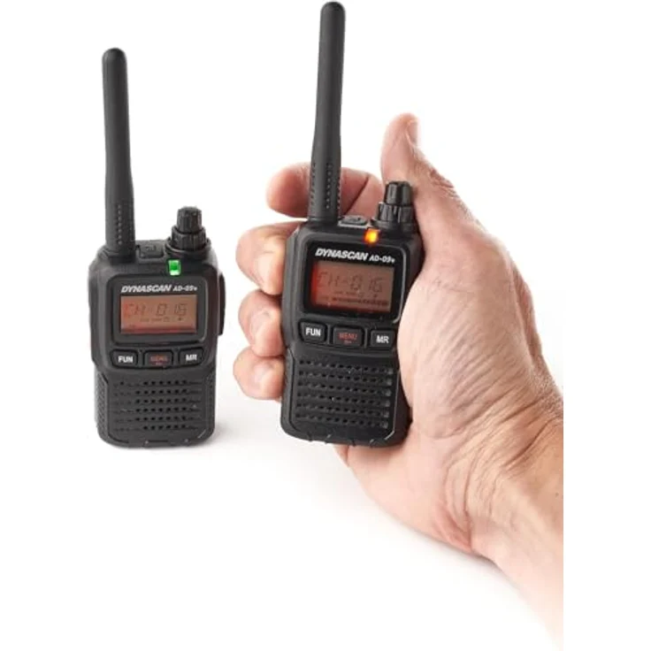 DynaScan AD-09+ Plus PMR-446 Funkgerät 2er-Set mit USB-Ladegeräten, Headsets und Koffer - Lizenzfrei – Bild 2
