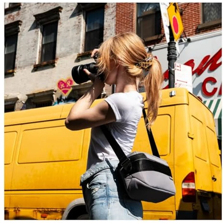 Gomatic Peter McKinnon Luma Camera Sling 9L | Kameratasche | Fotografie-Umhängetäsche | Messenger Bag Reisetasche | Sling-Bag für Fotografen | Camera Pack Crossbody-Bag | Schultertasche - Stone Gray mit schnellem Kamerazugriff und modularem Innendesign – Bild 4