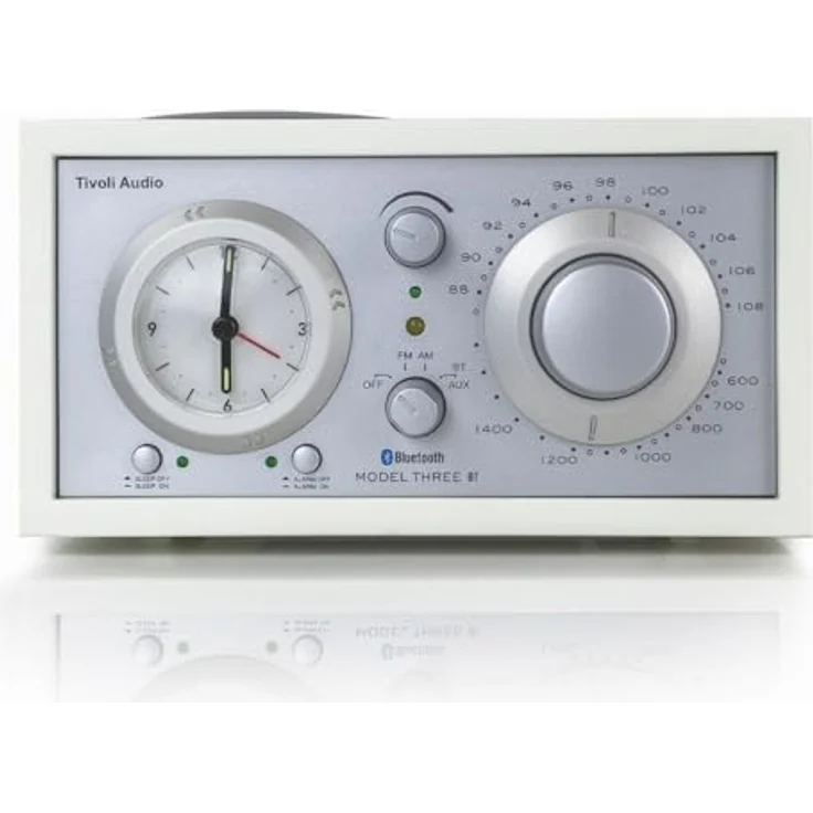Tivoli Audio Model Three Bluetooth UKW-/MW-Radiowecker, AM/FM-Radio mit Weckerfunktion und USB-Aufladung, Weiß/Silver – Bild 1