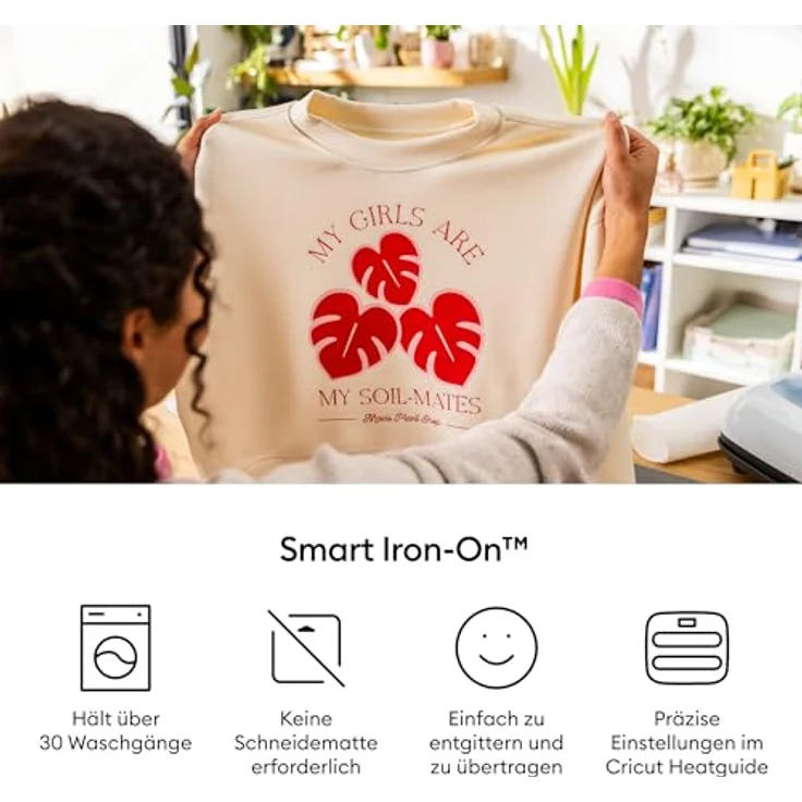 Cricut Smart Iron-On, Wärmeübertragungsmaterial 33 cm x 90 cm, schwarz, blei- und phthalatfrei für T-Shirts und Jacken – Bild 3