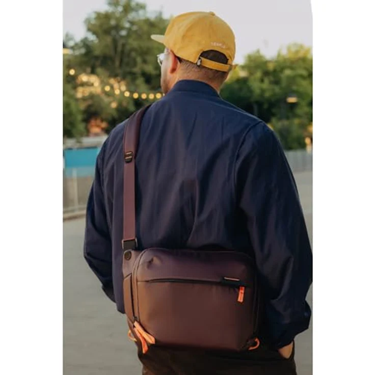 Peak Design Everyday Sling 6L, Kamera Schultertasche aus 400D Nylon-Canvas, schwarz, für spiegellose Kameras und Tablets – Bild 3