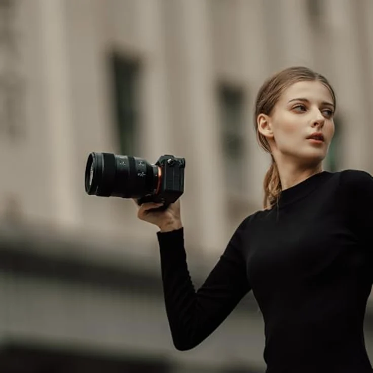 VILTROX 135mm F1.8 LAB FE Vollformatobjektiv für Sony E-Mount, AF-Teleobjektiv mit Festbrennweite, Kompatibel mit Sony-Kameras a7III a7RII a7IV a7RIV a9 A1 a5000 a6000 A6700, Dual Floating-Fokus-Design, Effizienter Autofokus, Hervorragende Bokeh-Qualität – Bild 2