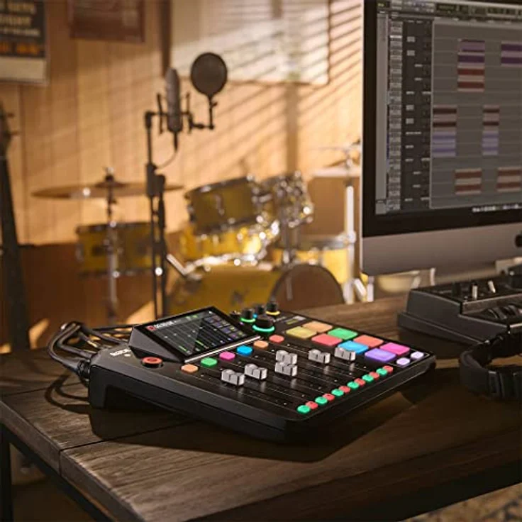 RØDE RODECaster Pro II, Studio- und Livemixer mit 5,5" HD-Touchdisplay, 9 Kanälen, Dual USB Audio Interface, Schwarz – Bild 11