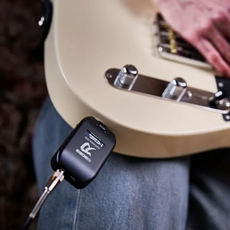 Boss by Roland Katana GO Amp Plug, Kopfhörer-Verstärker für Gitarre/Bass mit USB-C, 10 Verstärkertypen, 60 Effekten, Tasche und Reinigungstuch – Bild 7