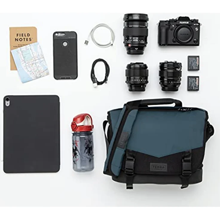 Tenba DNA 9 Slim Messenger Bag, Kameratasche für spiegellose und DSLR-Kameras mit wasserdichtem Boden, Blau – Bild 5