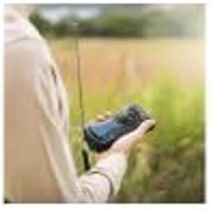 Sandberg Survivor Radio All-in1 5000, Powerbank mit 5000 mAh, Bluetooth-Lautsprecher und Solaraufladung, Schwarz – Bild 5