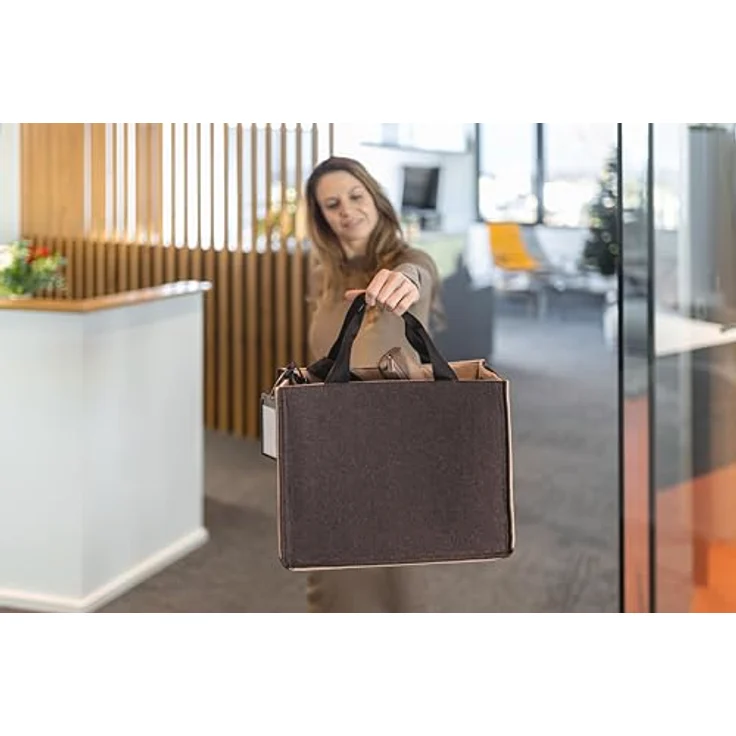 Sigel BA422, Notebooktasche für Laptops bis 15,4 Zoll, braun mit individueller Beschriftungsmöglichkeit, aus 100% recyceltem PET – Bild 2