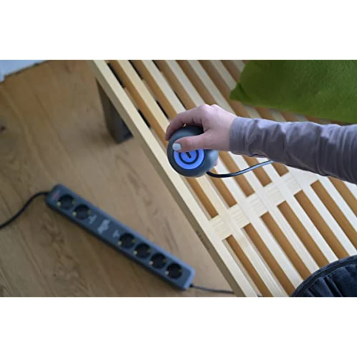 Brennenstuhl Eco-Line Comfort Switch Plus, Steckdosenleiste 6-fach (2 permanente, 4 schaltbare Steckdosen, beleuchteter Fußschalter) anthrazit – Bild 5