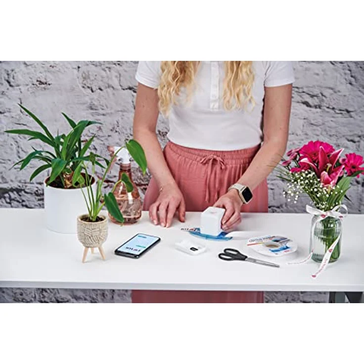 Colop e-Mark go Set. Bestehend aus dem mobilen Drucker e-Mark GO, Lineal, Führungsschiene für Bänderbedruckung, Band 15 mm, sowie PVC-Schilder zur Schilderbedruckung und Broschüre. weiß – Bild 5