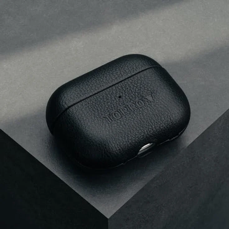 TORRO Lederhülle für AirPods Pro (1. und 2. Generation) – Echtleder Schutzhülle in Schwarz mit kabellosem Laden und Mikrofaser Futter – Bild 3