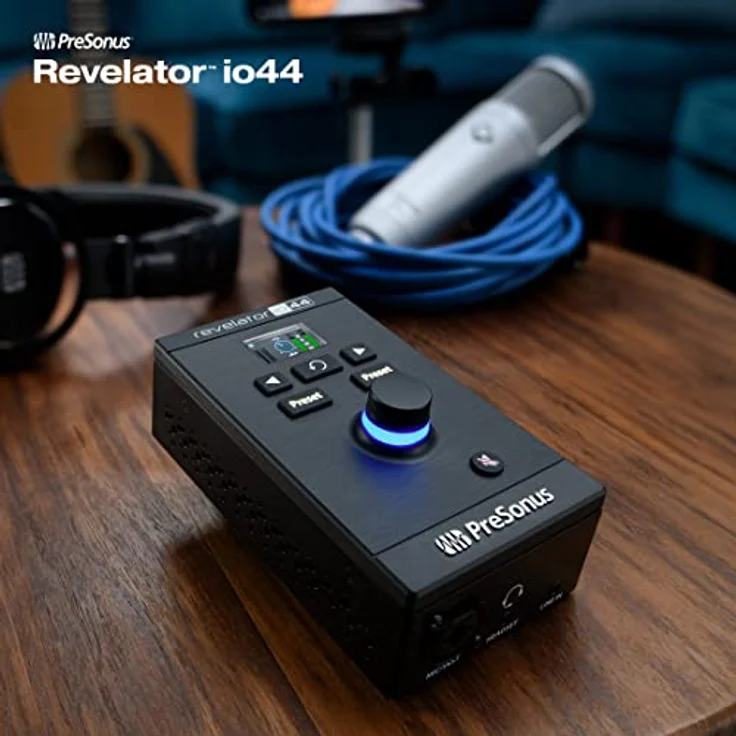 PreSonus Revelator io44 | USB-C-Audio-Interface für Musikproduktion und Streaming mit integriertem Mixer und einfach nutzbaren Presets sowie Studio One DAW Aufnahmesoftware – Bild 2