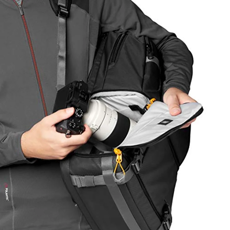 Lowepro Fastpack BP 250 AW III Kamerarucksack - Kameratasche - Fotorucksack für spiegellose und DSLR-Kameras wie Nikon D850, 300D, mit Zugang per QuickDoor, Fach für 13-Zoll-Laptop, Ripstop, Schwarz – Bild 4