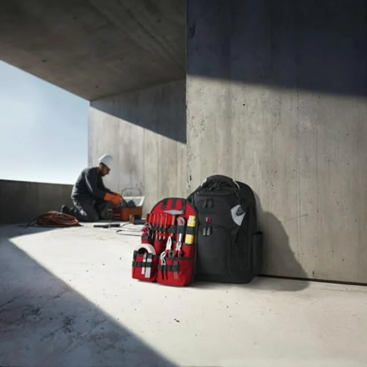Wenger Tool Backpack Pro, Notebook Rucksack für bis zu 43,2 cm (17 Zoll), Schwarz mit USB-Anschluss und herausnehmbarer Werkzeugtrage – Bild 6