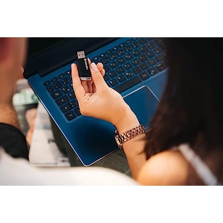 Verbatim Store 'n' Click USB-Stick - 32 GB, USB 3.2 Gen. 1, Verriegelungsmechanismus zum Klicken, schwarz – Bild 3