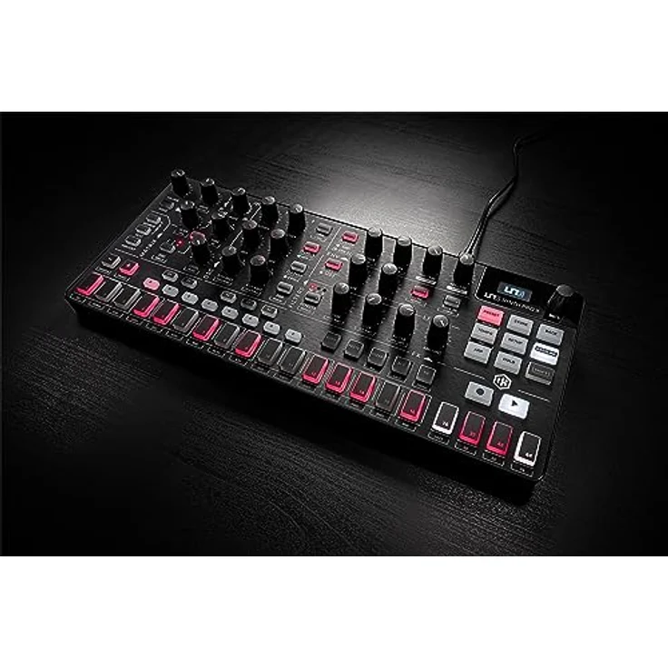 IK Multimedia UNO Synth PRO X, Paraphonic dual-filter analog synthesizer with paraphonic sequencer, integrated FXs and CV connections – Bild 3