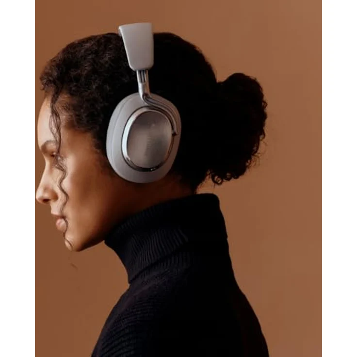 Bowers & Wilkins Px8 S2 Kabellose Noise-Cancelling Kopfhörer mit Bluetooth, 30 Stunden Akkulaufzeit und Mikrofon - Pearl Blau – Bild 3