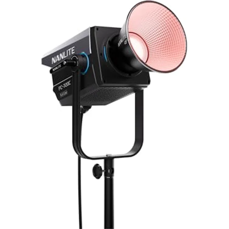 Nanlite FC-720C LED RGBW Spot Light, 750-Watt RGBW mit 5040 Lux, Precision Dimming, Bluetooth-Steuerung und Bowens Mount – Bild 3