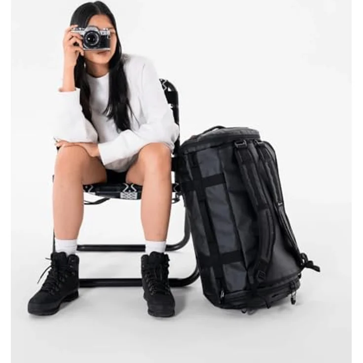 Wandrd Carryall Duffel, Fotorucksack und Kamera Schultertasche mit 40 l Volumen, Schwarz – Bild 3