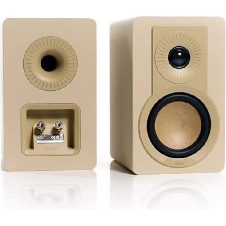 DALI KUPID Kompakt-Passiv-HiFi-Regallautsprecher, 2-Wege-Design mit 4,5-Zoll-Tieftöner und 1-Zoll-Hochtöner, inklusive Wandhalterung (Paar) – Karamellweiß – Bild 3