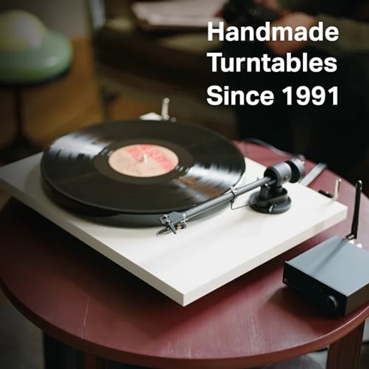 Pro-Ject E1 BT, Einsteiger Plattenspieler mit BT Sender und elektronischer Geschwindigkeitsänderung (AT3600L, Schwarz) – Bild 3