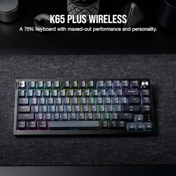 Corsair K65 Plus Wireless 75% RGB Mechanische Gaming-Tastatur – Vorgeschmierte MLX Red Linear Switches – PBT-Sublimation-Keycap – iCUE Kompatibel – PC, PS5, PS4, Xbox – QWERTY NA – Schwarz/Grau – Bild 2