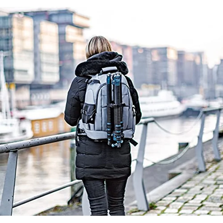 Rollei Fotoliner Ocean M: Kamerarucksack aus 43 recycleten PET-Flaschen, inkl. Regenschutz, Handgepäck-geeignet, schwarz – Bild 2