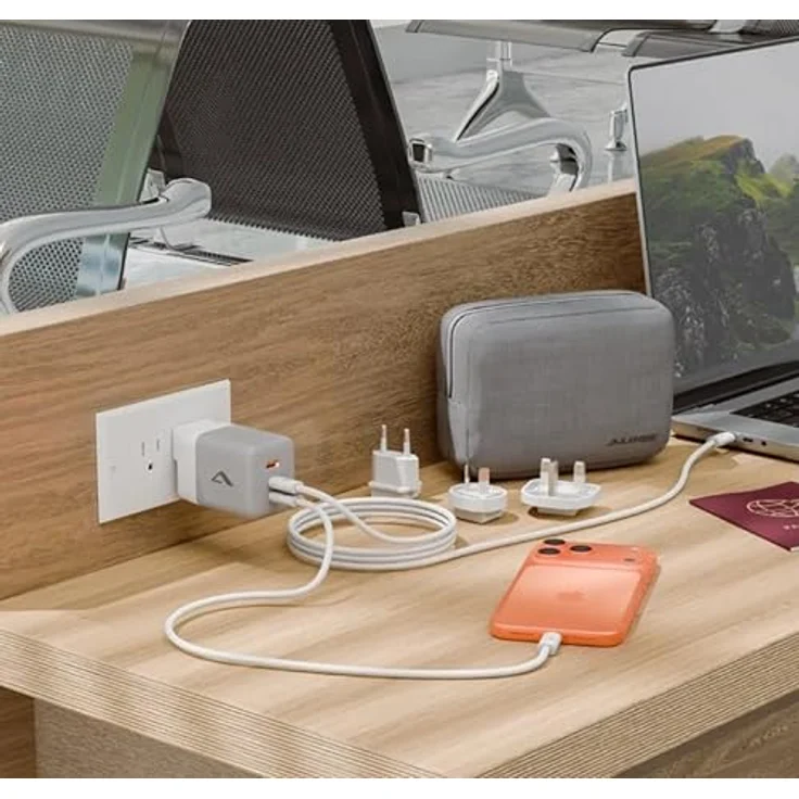 ALOGIC WCM3X100G, 100W Multi Country GaN Charger, Weiß mit 2x USB-C und 1x USB-A Anschluss – Bild 5
