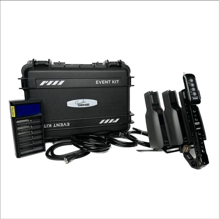 SmokeGenie Professionelle Rauchmaschine Event Kit, 3 tragbare Nebelmaschinen mit Fernbedienung und umfangreichem Zubehör