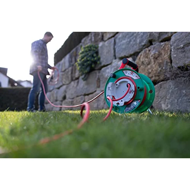 Brennenstuhl Garant G IP44 Gartenkabeltrommel (Kabeltrommel für Rasenmäher mit 23+2m Kabel in rot, Spezialkunststoff, kurzfristiger Einsatz im Außenbereich, Made in Germany) – Bild 6