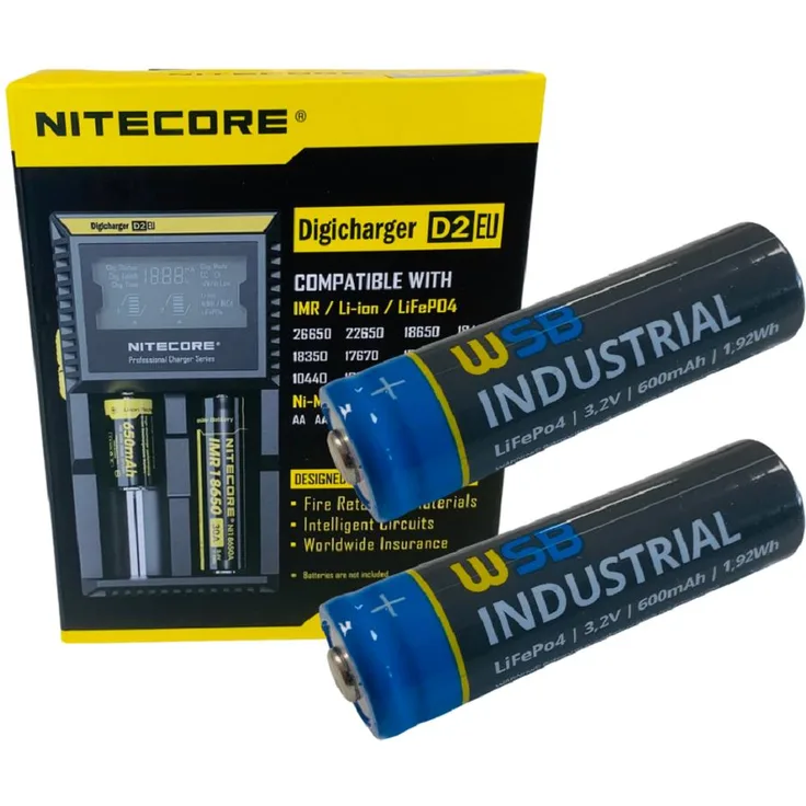 SET Nitecore D2 Ladegerät + 2x 14500 AA Solar Akku LiFePO4 3,2V 600mAh