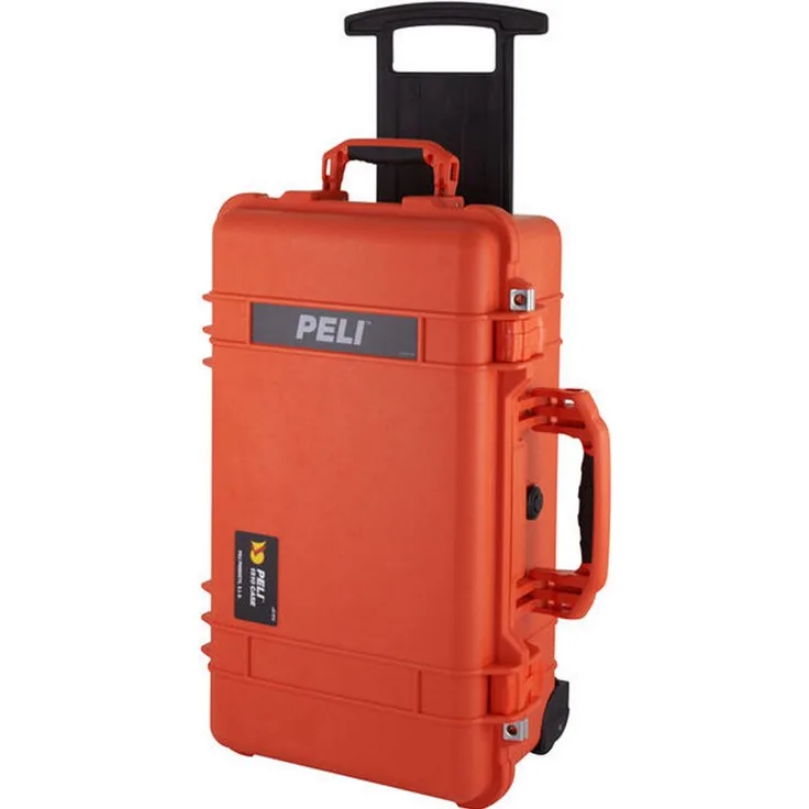 PELI 1510 Robuster Trolley Industriekoffer, IP67 Wasser- und Staubdicht, 27L Volumen, Hergestellt in den USA, Mit Schaumstoffeinlage (Anpassbar), Gelb