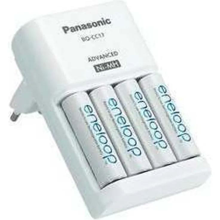 Panasonic eneloop, intelligentes Premium-Ladegerät, für 1-4 Ni-MH Akkus AA-AAA, mit LED-Anzeige und Einzelschachtüberwachung, inklusive 4x eneloop Mignon, min. 1900 mAh, 2100 Ladezyklen