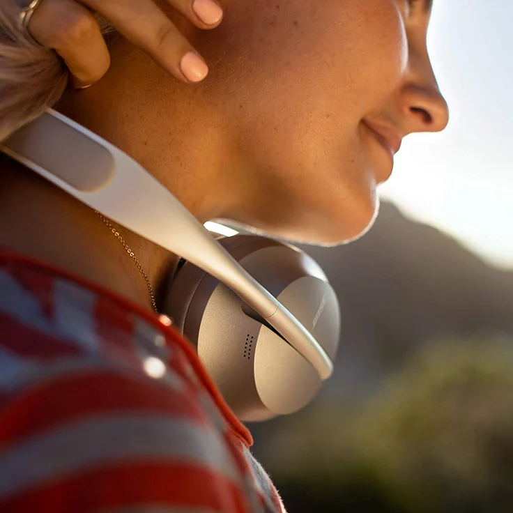 Bose Kopfhörer 700 mit Alexa-Integration Over-Ear-Kopfhörer mit Bluetooth, Mikrofon, Noise Cancelling, silber – Bild 10