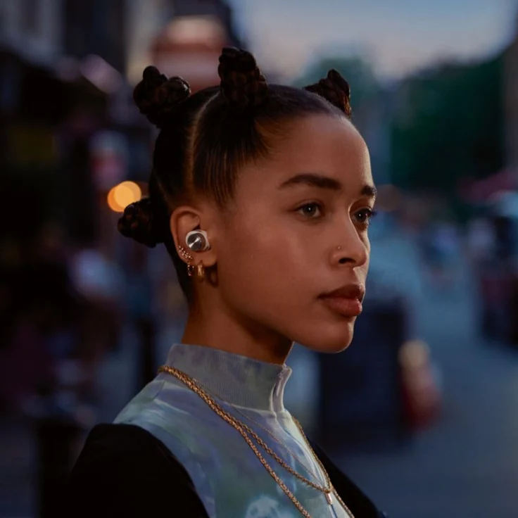 Bowers & Wilkins PI5 True Wireless In-Ear-Kopfhörer, mit Bluetooth, Mikrofon, Noise Cancelling, spritzwassergeschützt, weiß – Bild 4