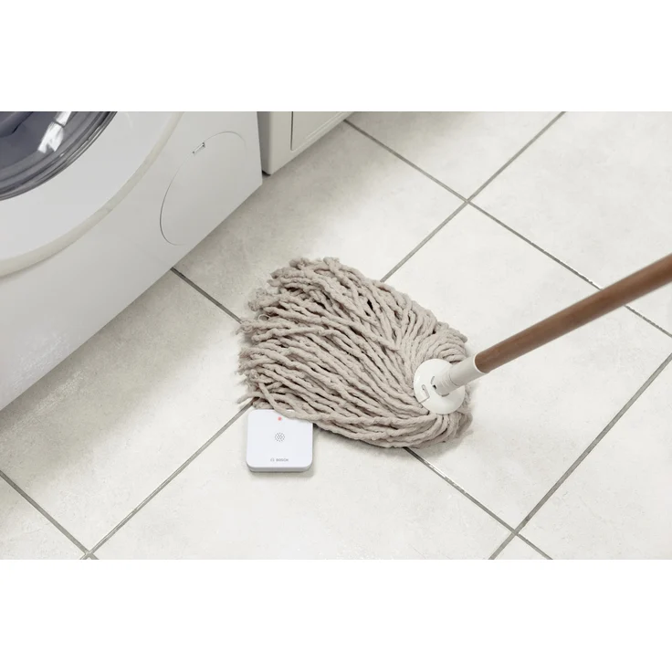 Bosch Smart Home Wassermelder, Notrufschnellwahl in der App, rutschfest, schmal und kompakt, weiß (8750001291) – Bild 12